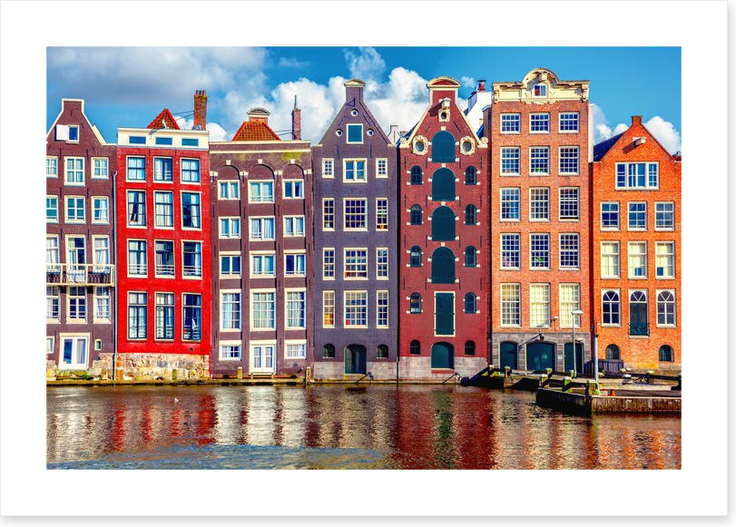 Dancing houses