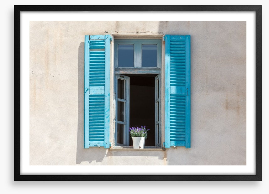 Lavender on the sill, Villefranche