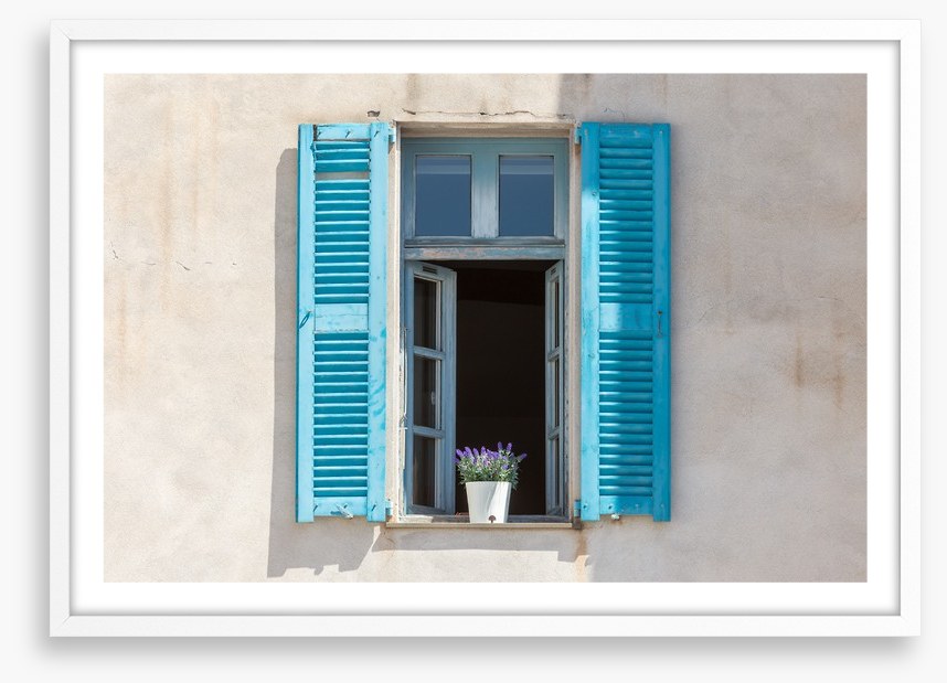 Lavender on the sill, Villefranche