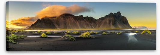 Volcanic Vestrahorn panorama
