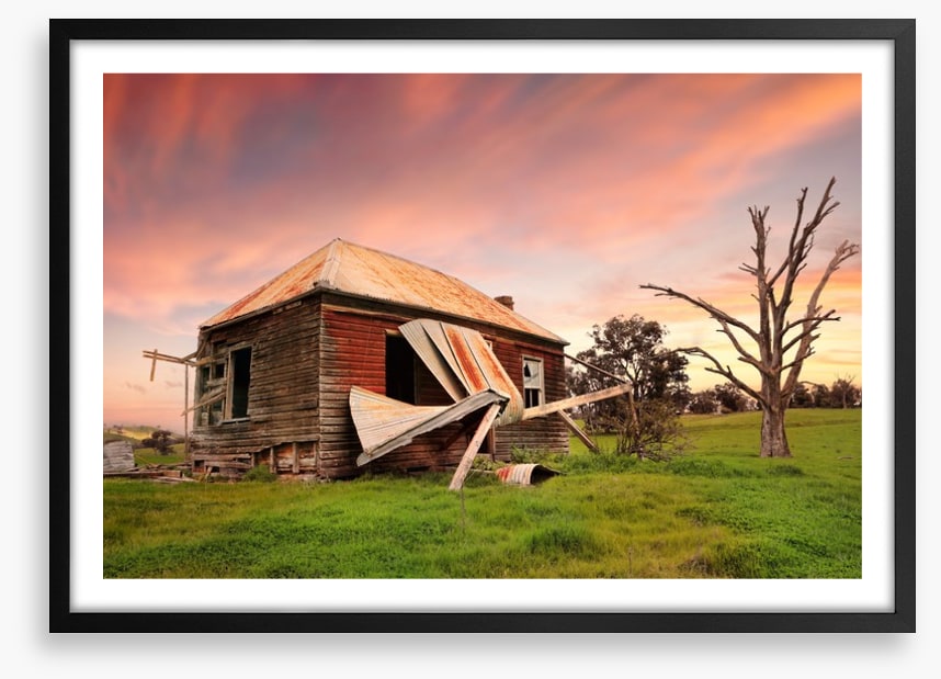 The abandoned farm house