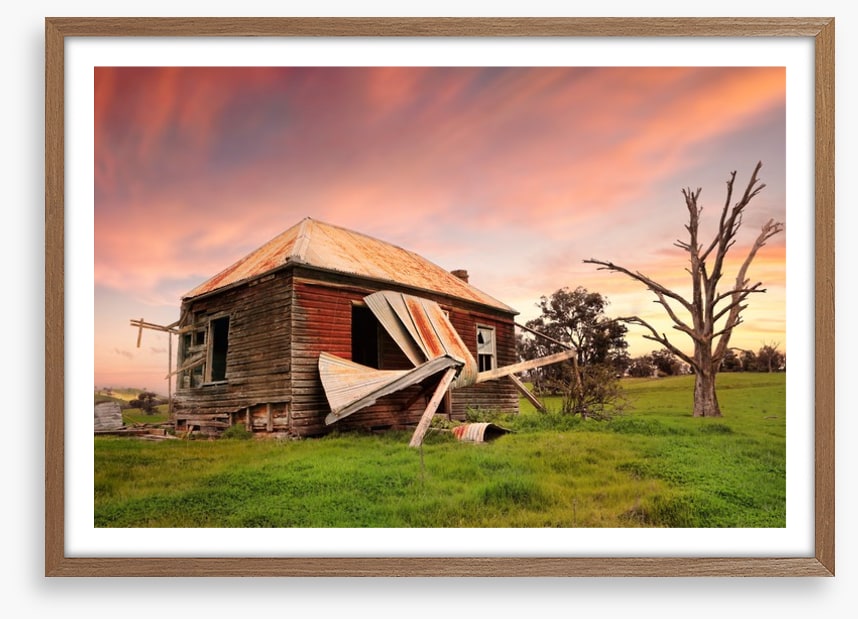 The abandoned farm house