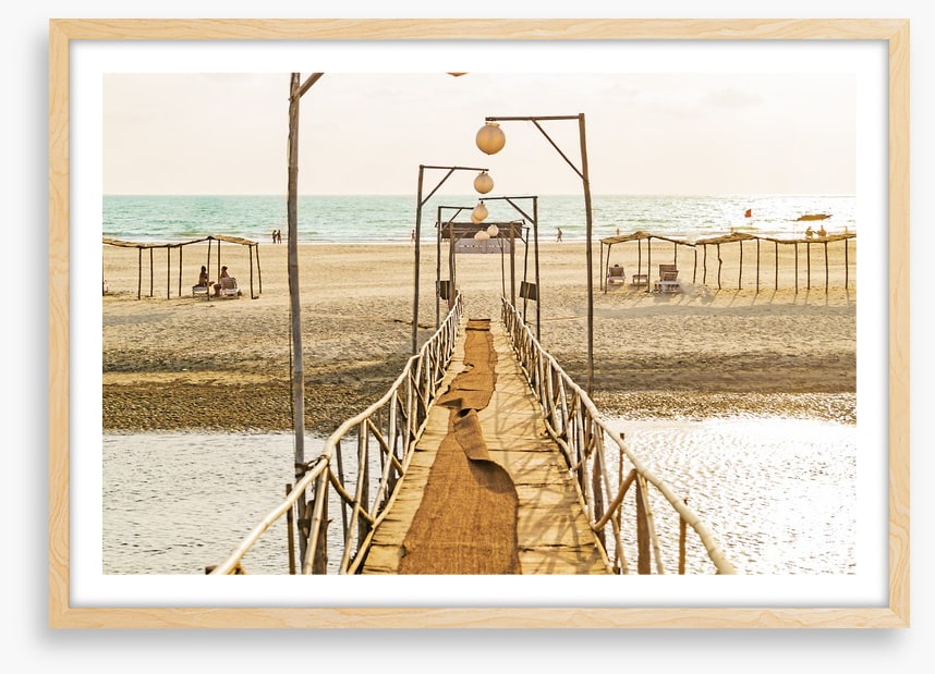 Bridge to the beach