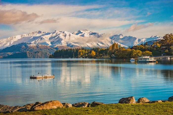 Wanaka lakeside