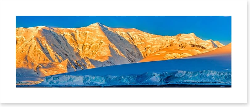 Neumayer channel panorama