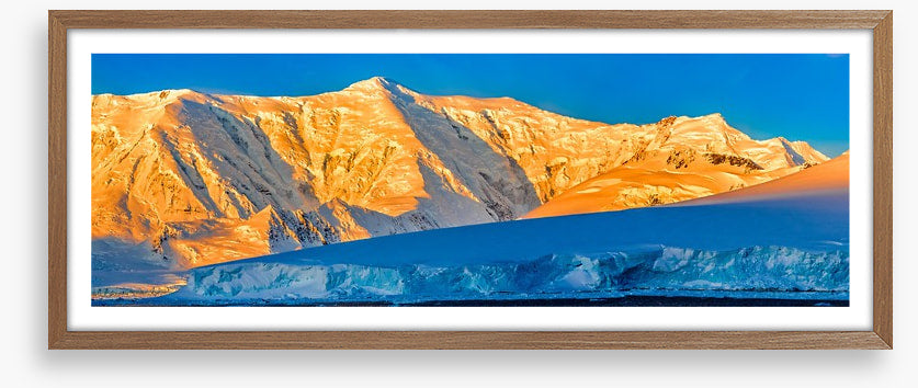 Neumayer channel panorama