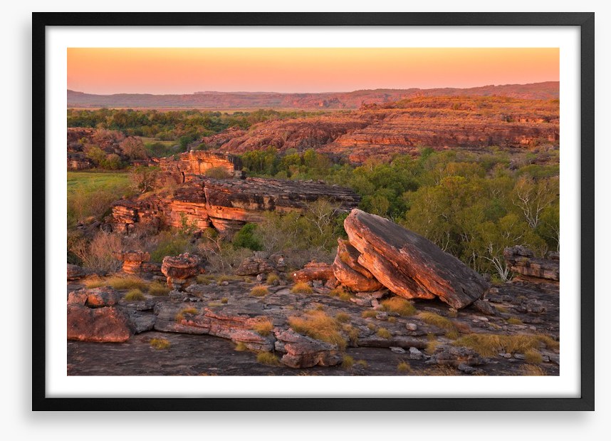 Sundown at Ubirr Rock