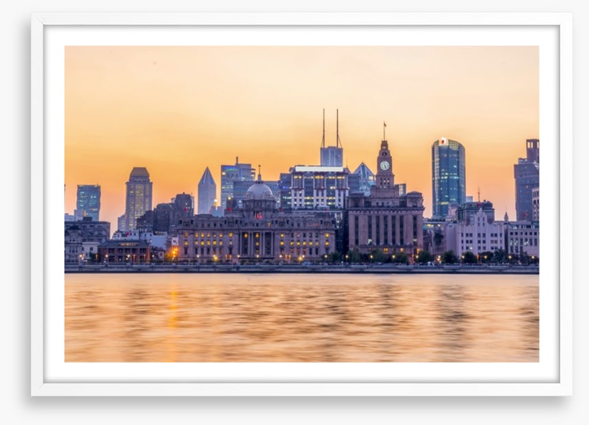 Along the Bund