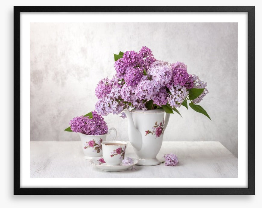 Lilac tea time