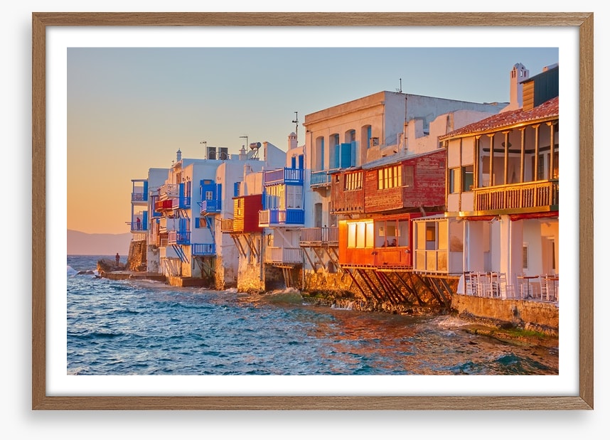 Venice goes to Greece