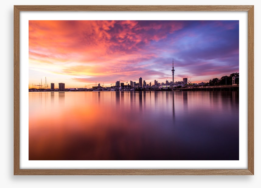 Auckland city silhouette