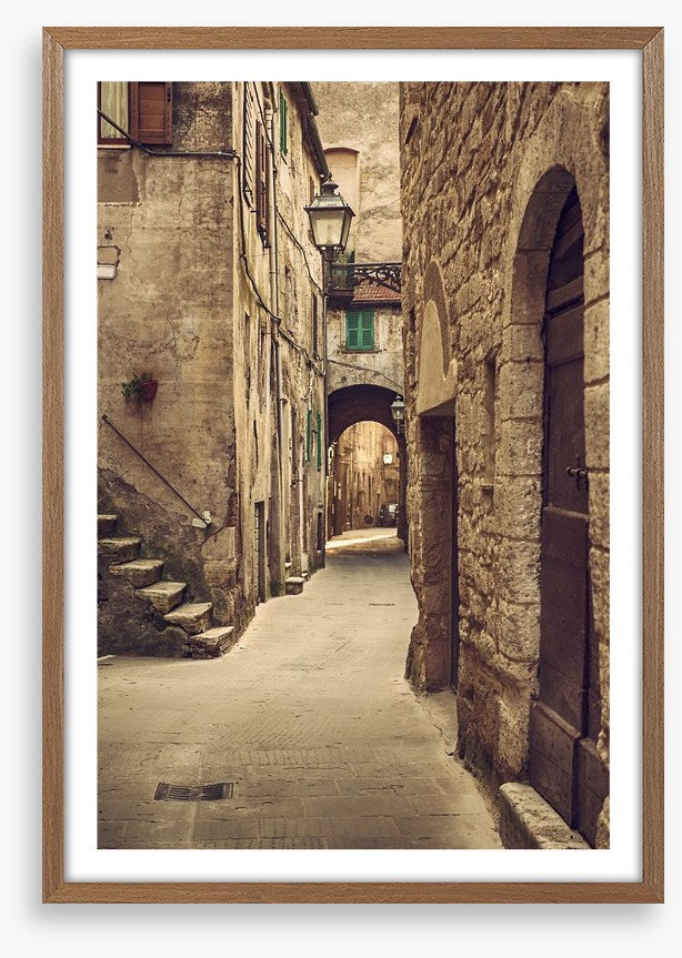 The archway alley