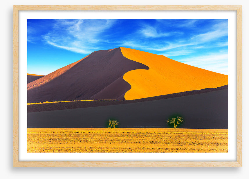 Dunes of light and shadow