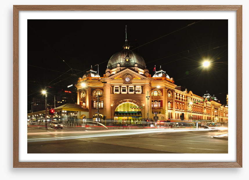 Flinders Street night
