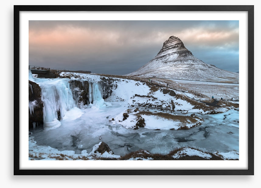 Frozen Kirkjufellsfoss