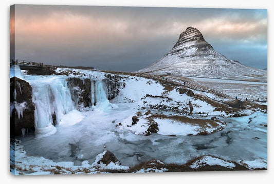 Frozen Kirkjufellsfoss