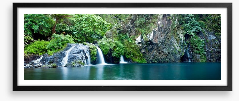 Black Hole waterfall