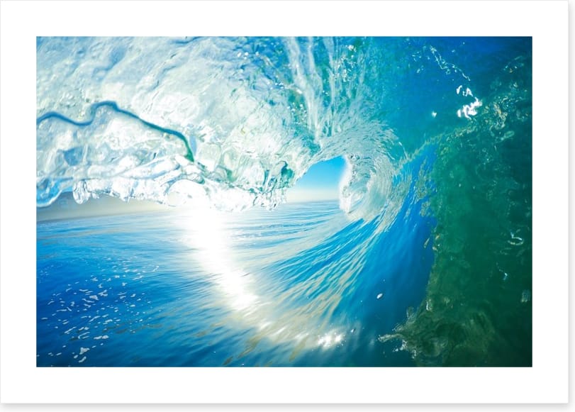 Crashing ocean wave
