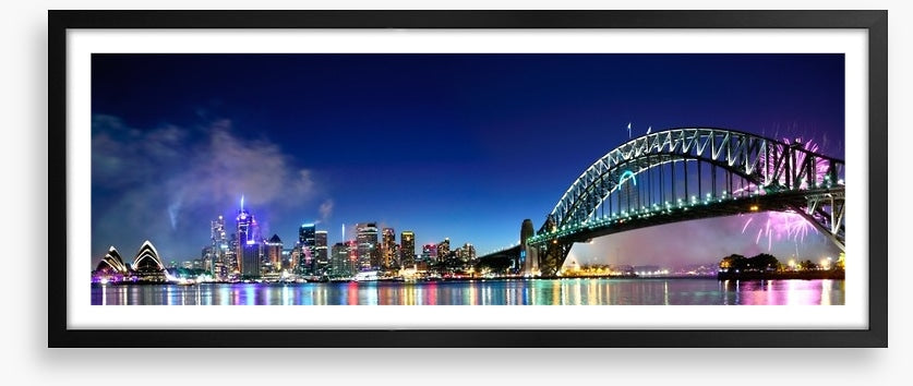 Sydney Harbour NYE fireworks panorama