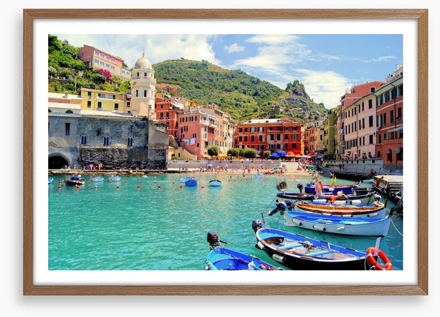 Colourful harbor at Vernazza
