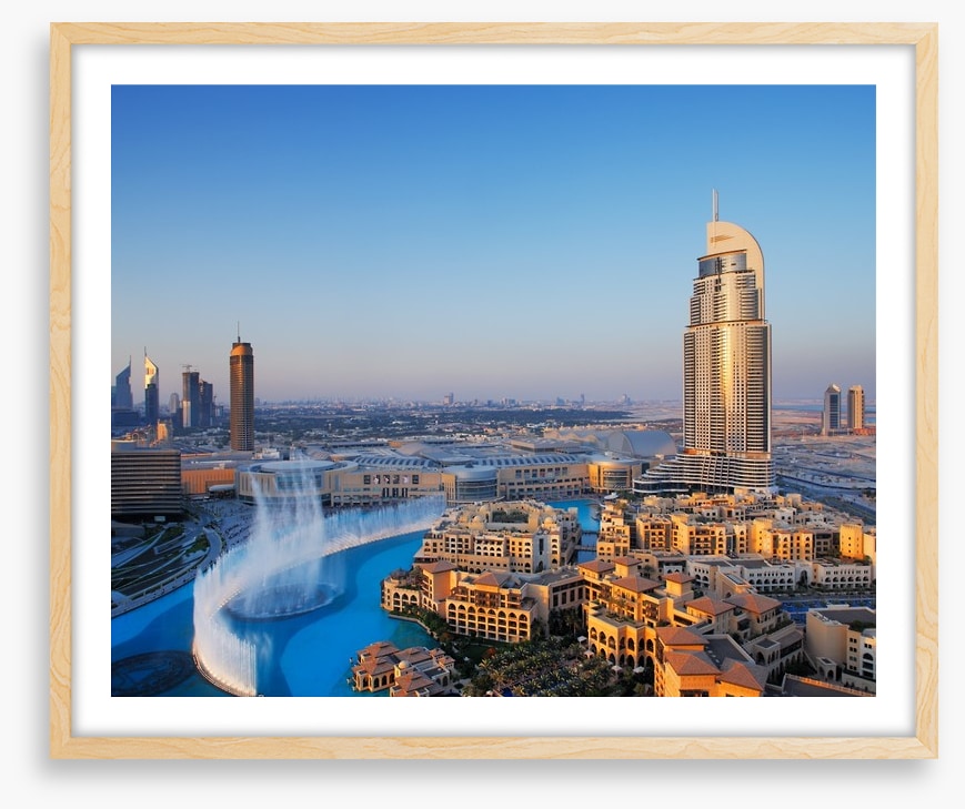 Dubai dancing fountain
