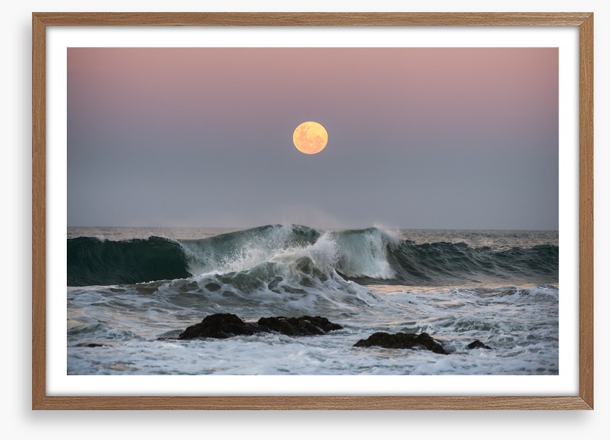 Wild ocean supermoon