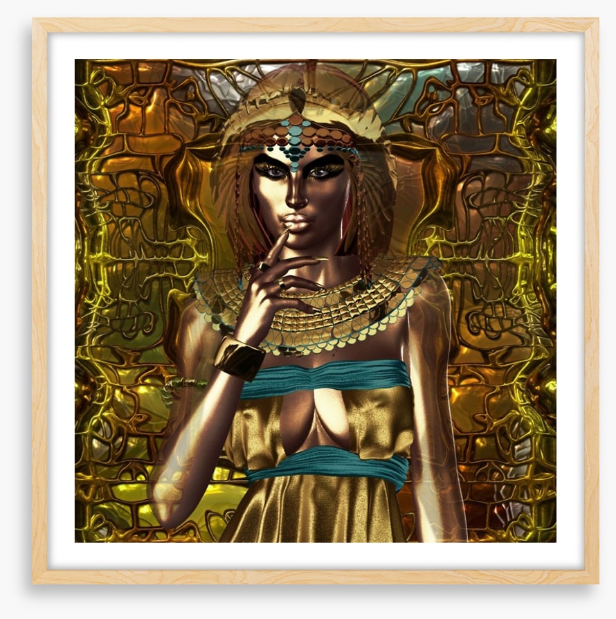 Nefertiti shine