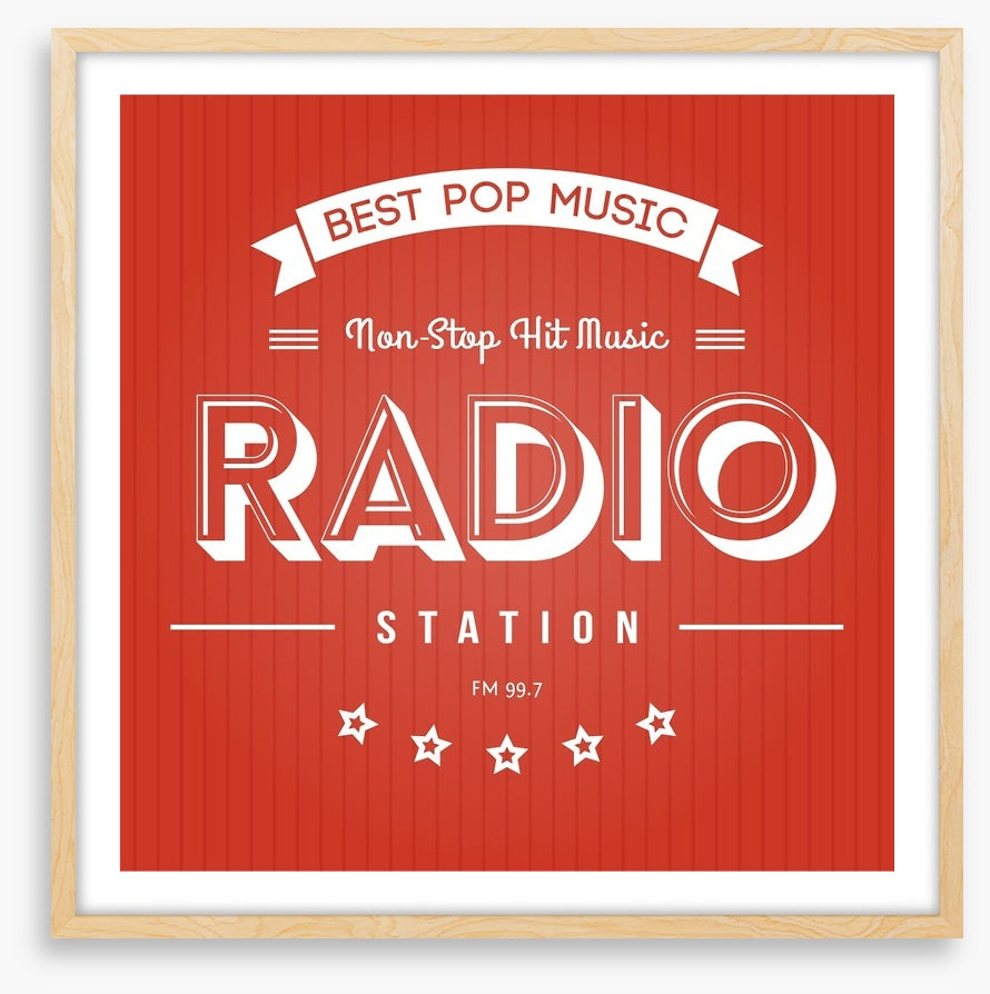 Hit music radio