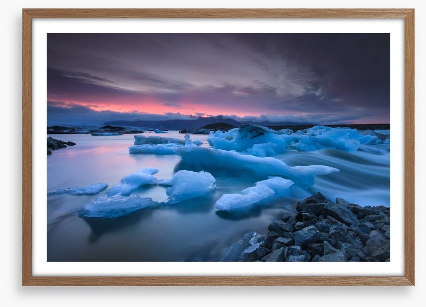 Icebergs floating in Jokulsarlon