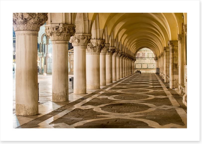 Piazza pillars