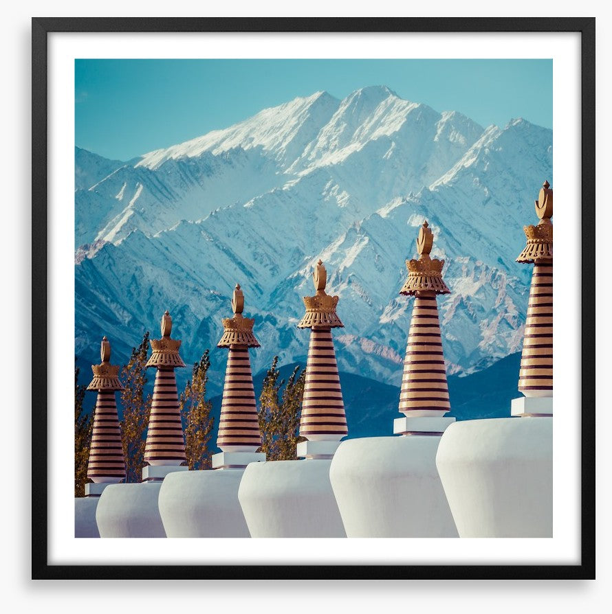 Shey Palace chortens