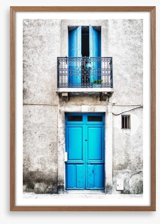 Blue doors, Saint-Hilaire