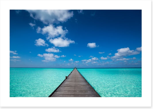 Pier into the horizon