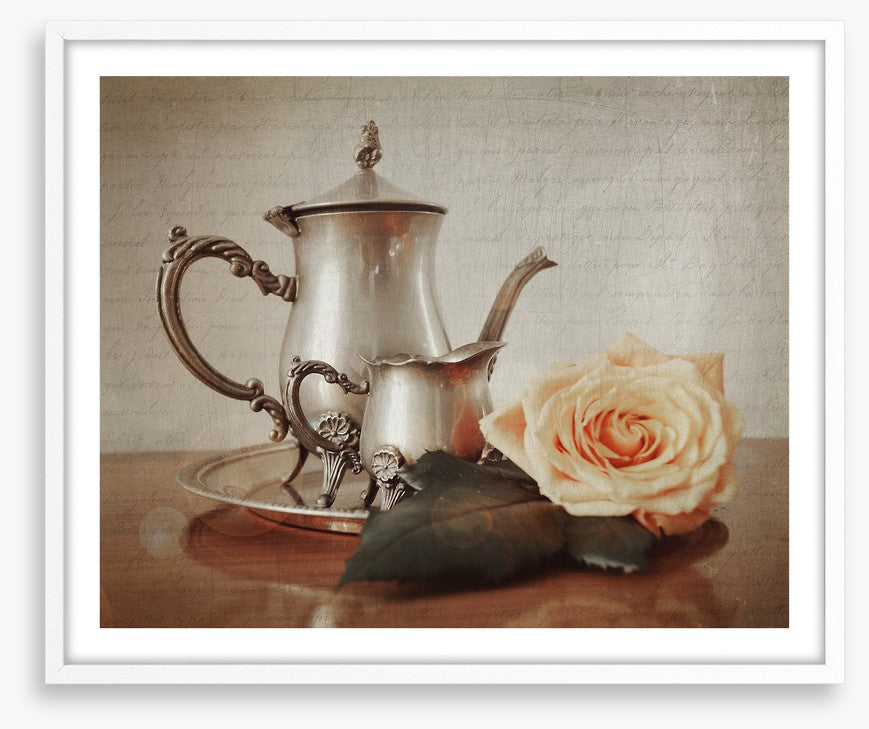 Peach rose tea
