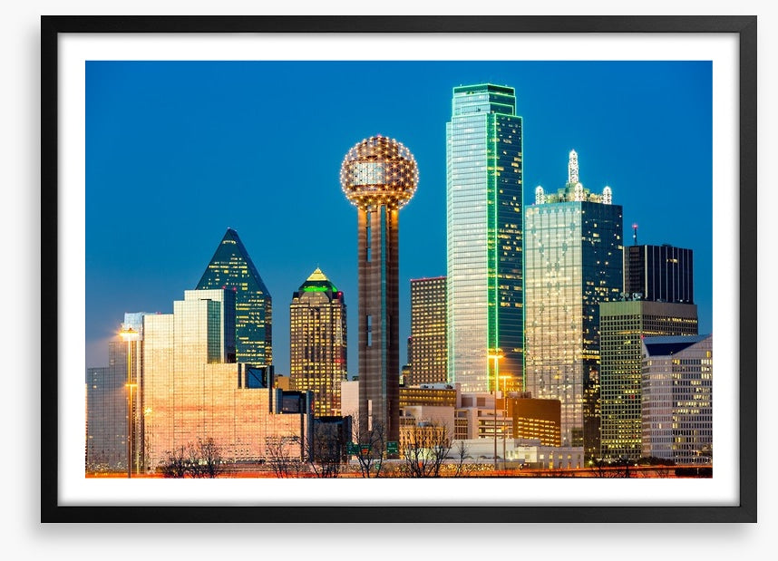 Dallas dusk skyline