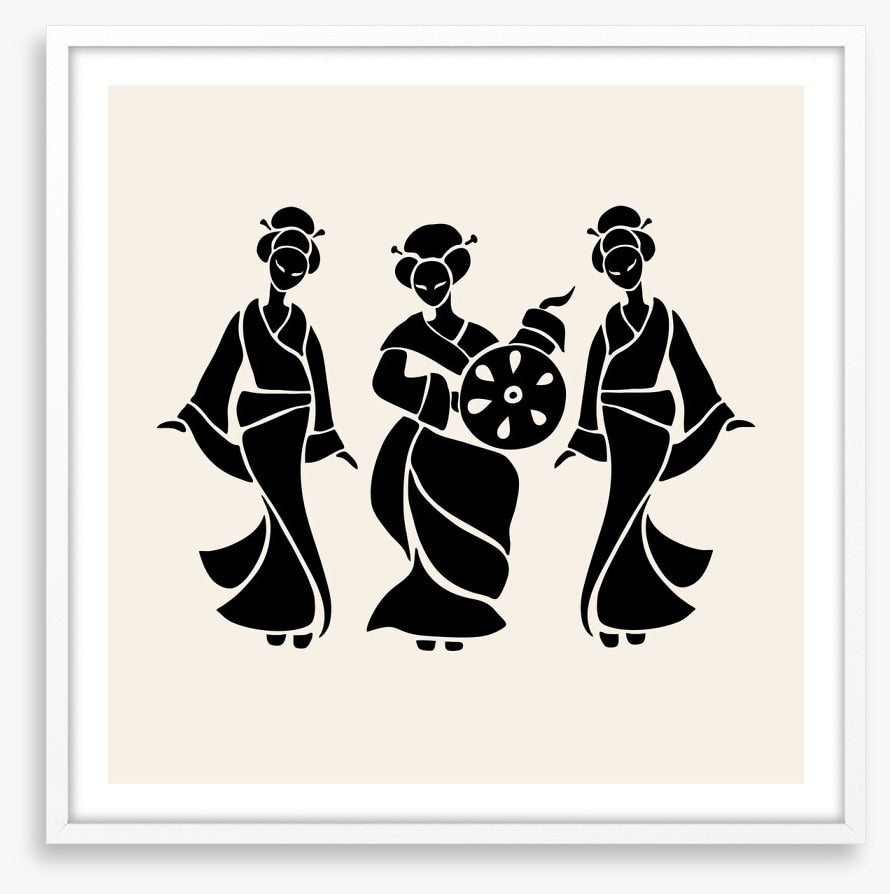 Fan dance trio