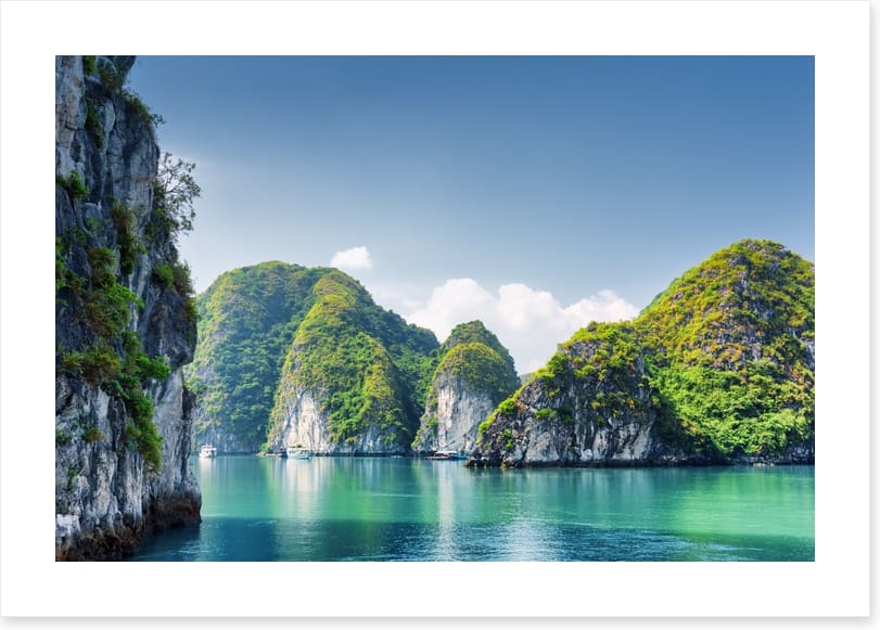 Ha Long Bay lagoon