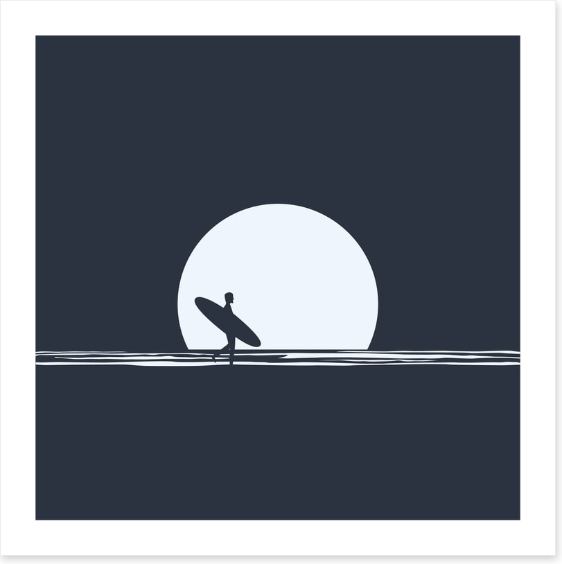 Moonrise surfer