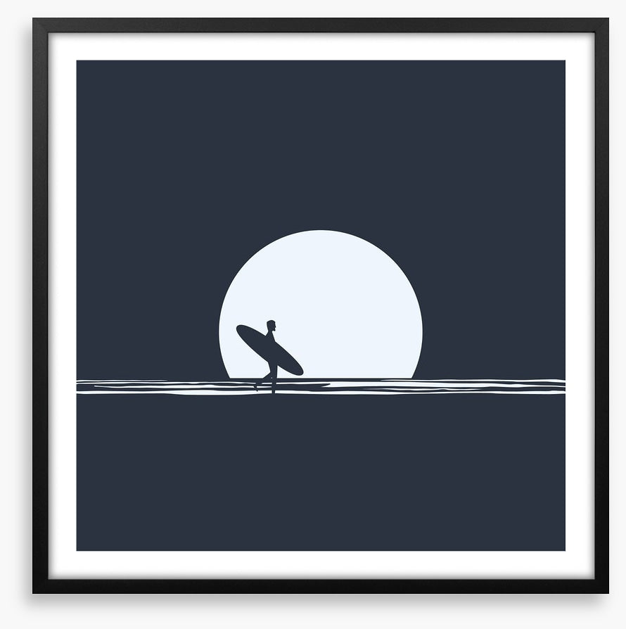 Moonrise surfer
