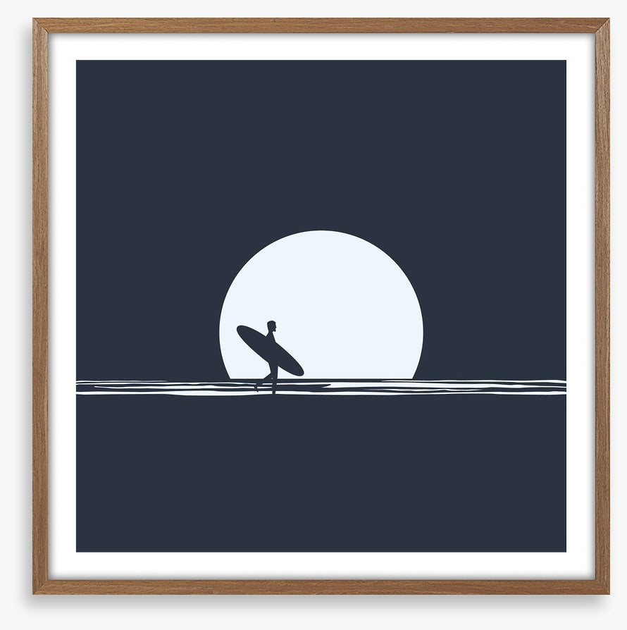 Moonrise surfer