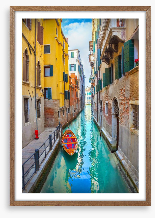 One boat canal