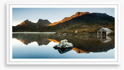 Morning glow at Cradle Mountain