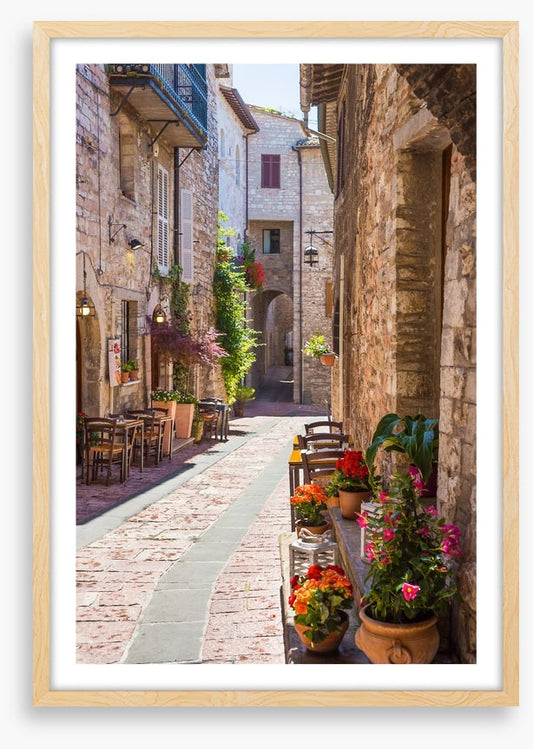 Alfresco dining in Italy