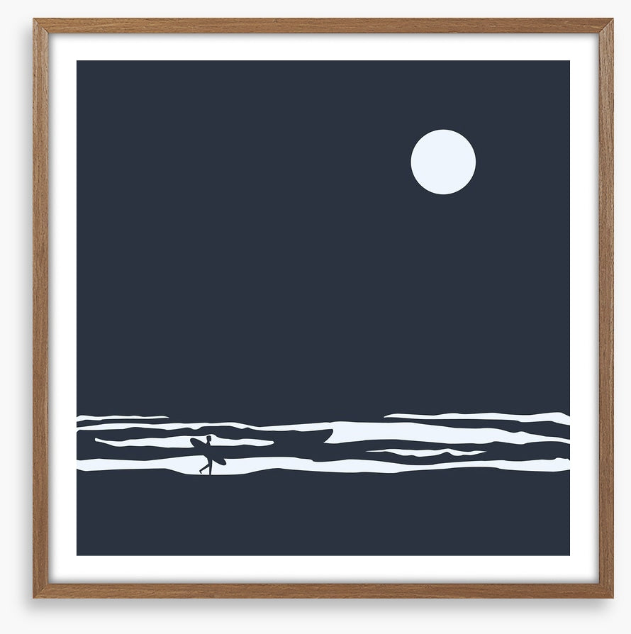 Moonlight surfer