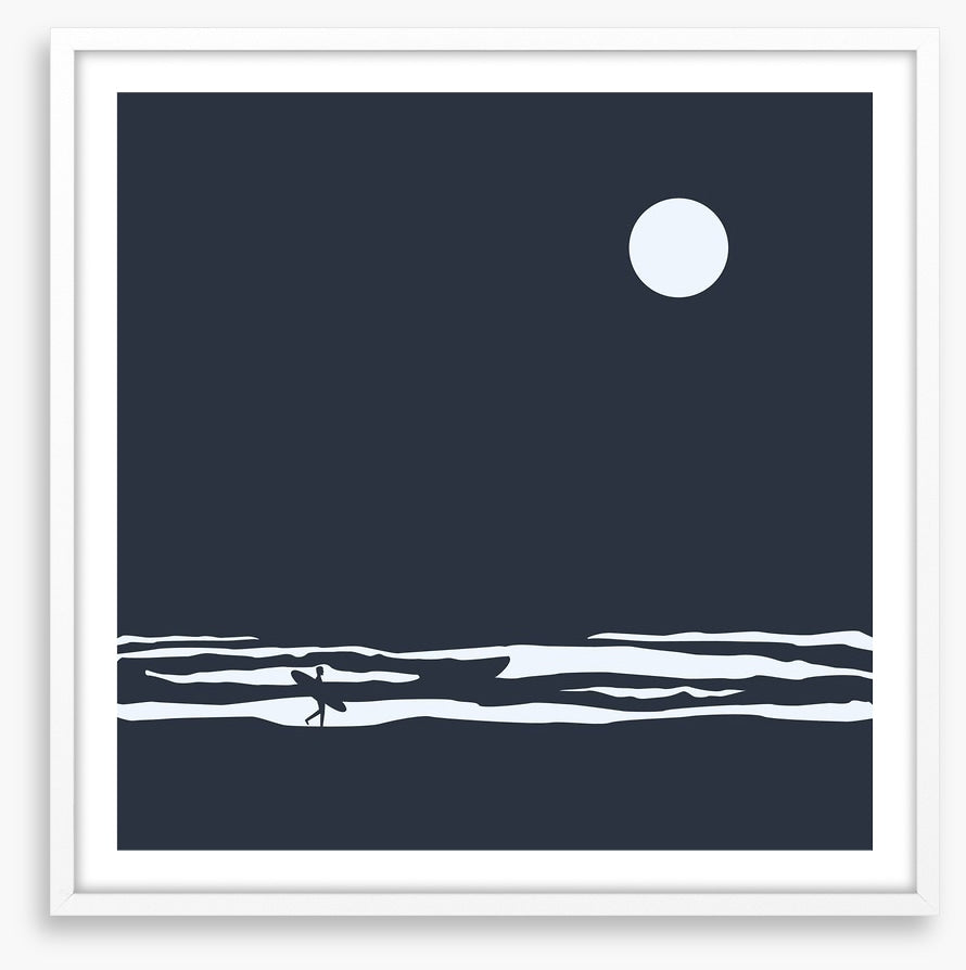 Moonlight surfer