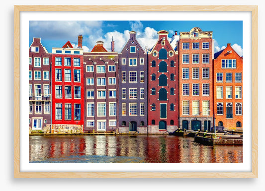 Dancing houses