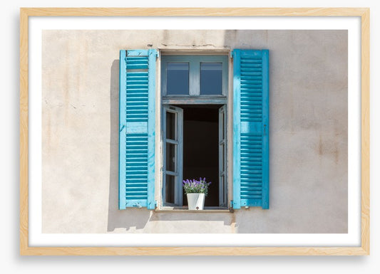 Lavender on the sill, Villefranche