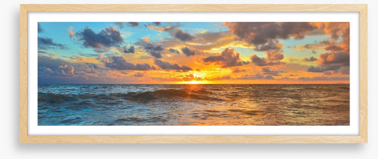 Setting sun panorama