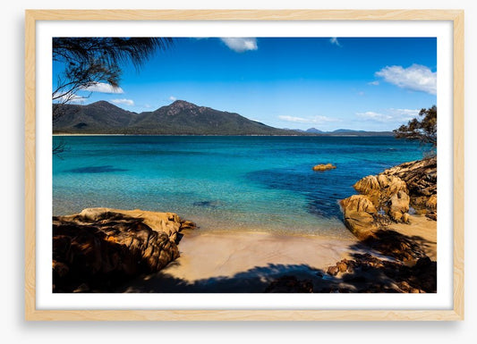 Tasman sea shore