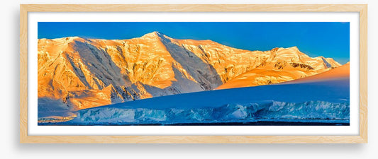 Neumayer channel panorama